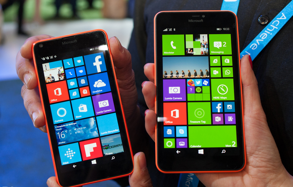 Lumia 640 và Lumia 640XL